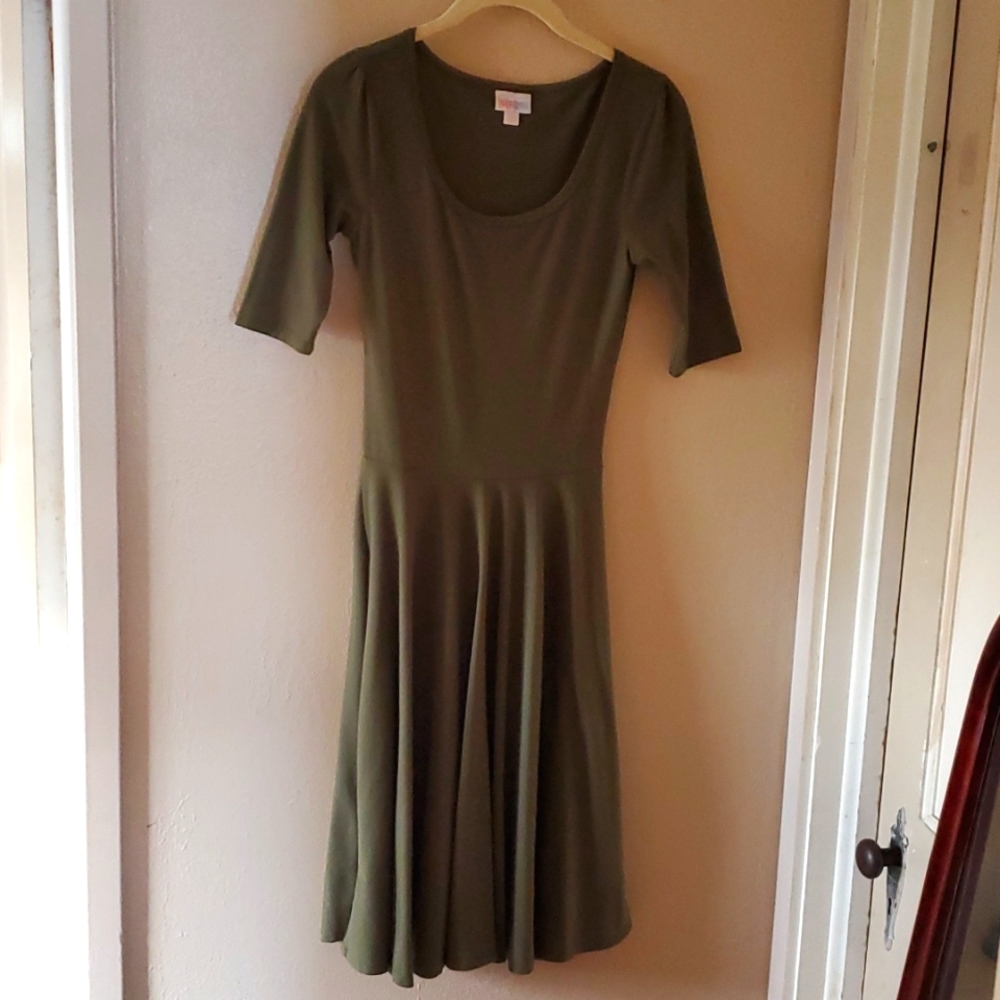 Olive short sleeve dress XXS